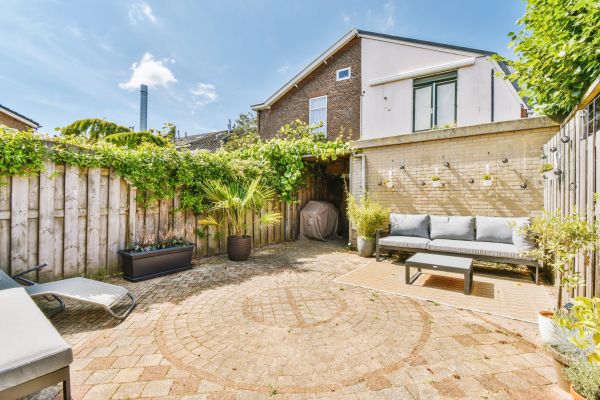 Courtyard Wall Repair in Staten Island